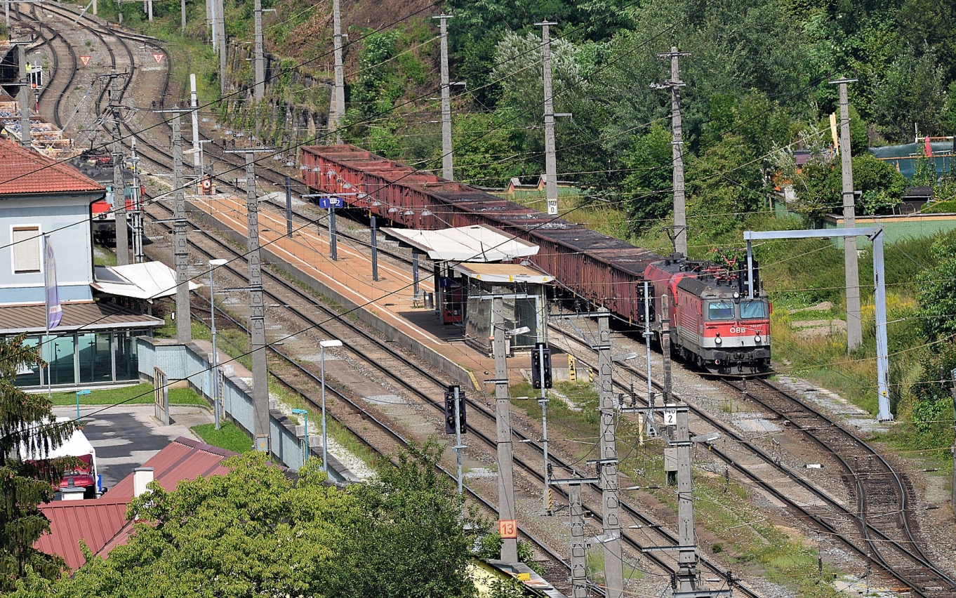 Nowy przystanek kolejowy w miejscowości Słone na linii Zielona Góra – Żary