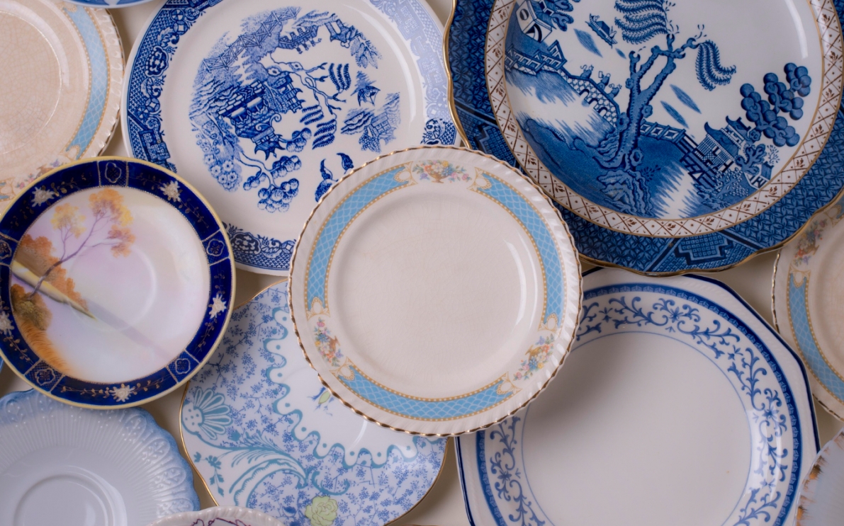 Warsztaty dekoracji porcelany w Muzeum Pogranicza Śląsko-Łużyckiego: poznajemy historię Żar
