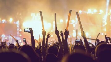 Zmysłowy Wieczór Burleski w Lunie – Nie Przegap!
